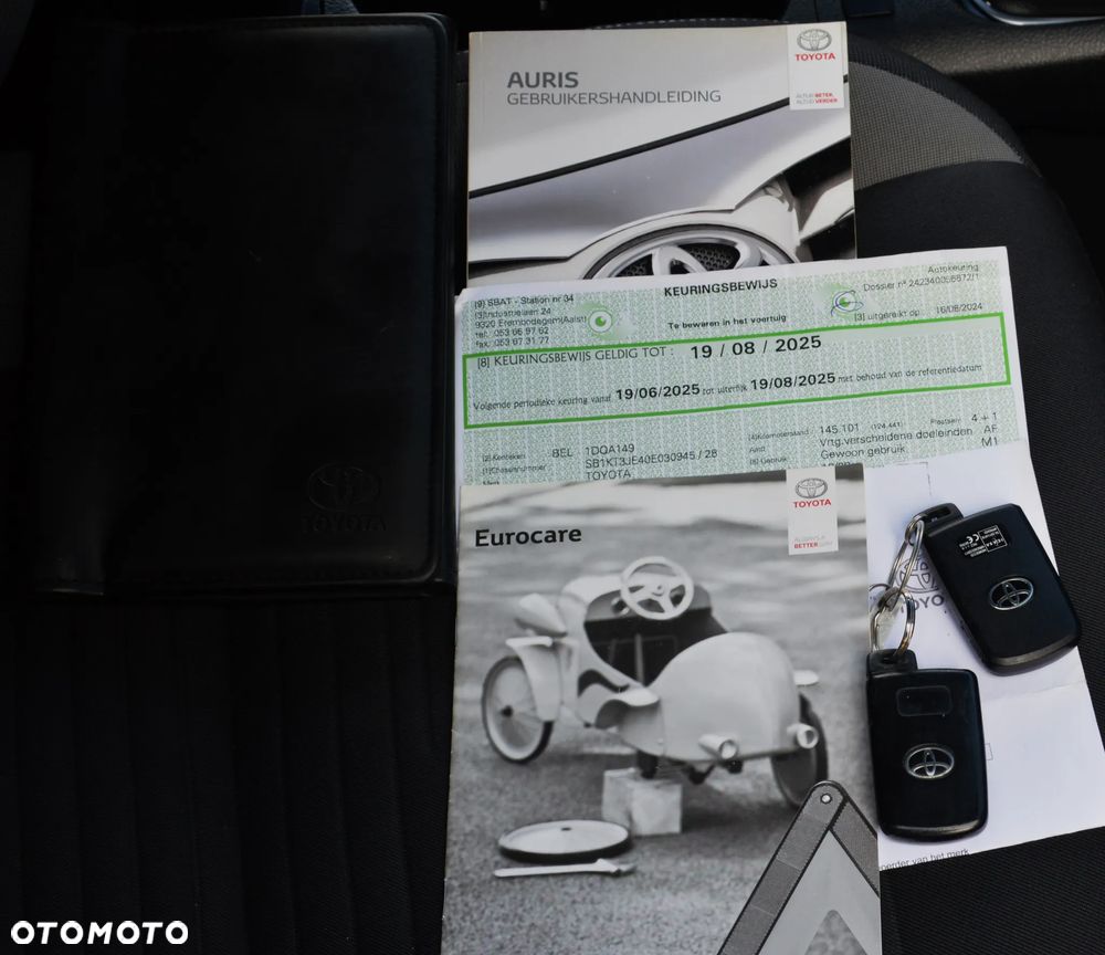 Toyota Auris - 40