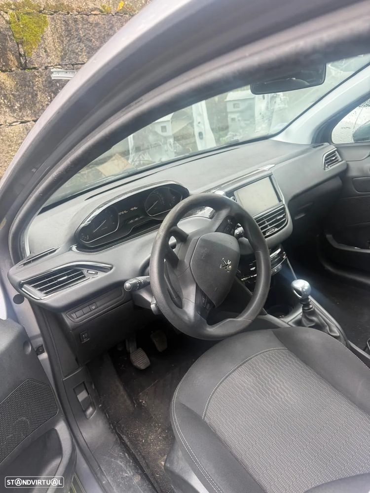 Peugeot 208 1.5 BlueHDI 2019 para peças - 6