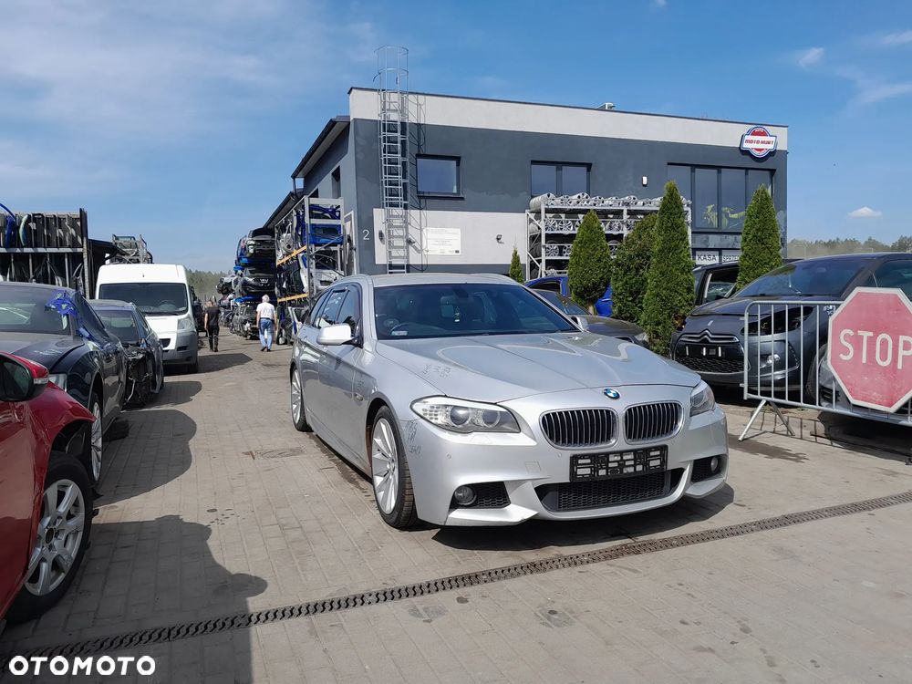 BMW F11 WÓZEK SANKI TRAWERS PRZEDNIEGO ZWIESZENIA PRZÓD 2.0D - 1