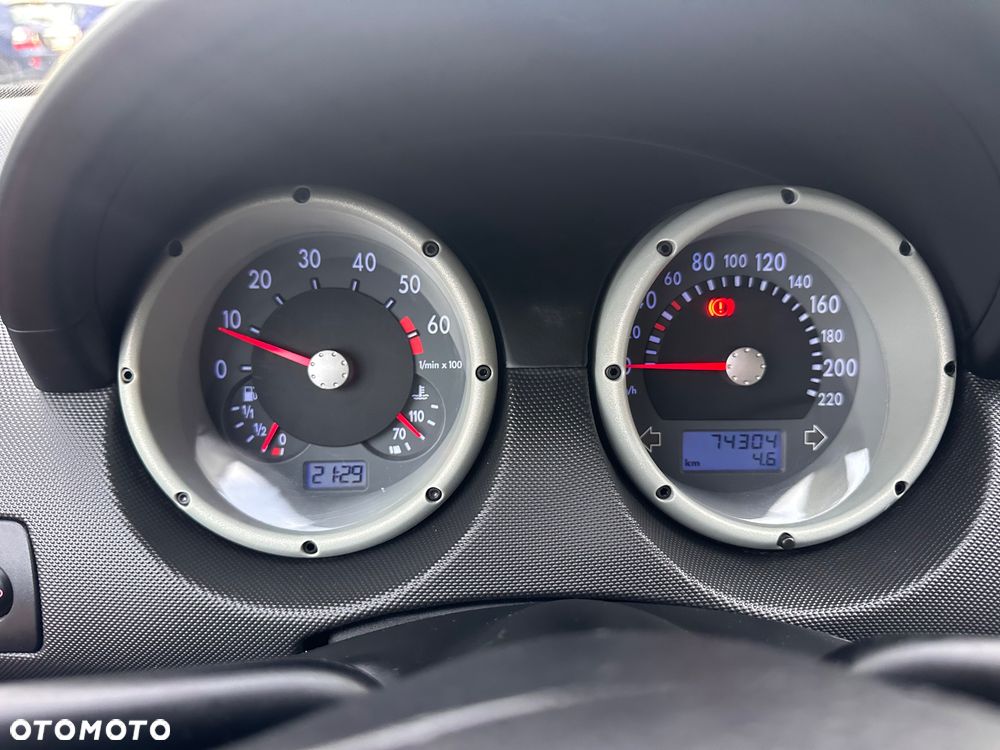 Volkswagen Polo - 28
