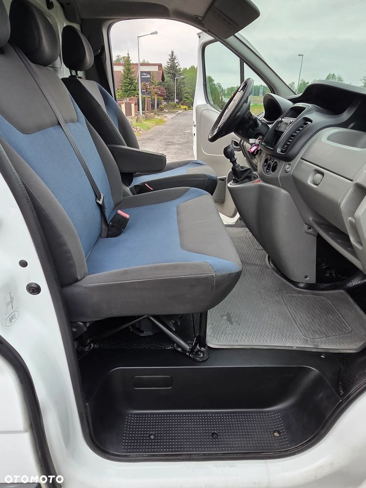 Renault Trafic - 30