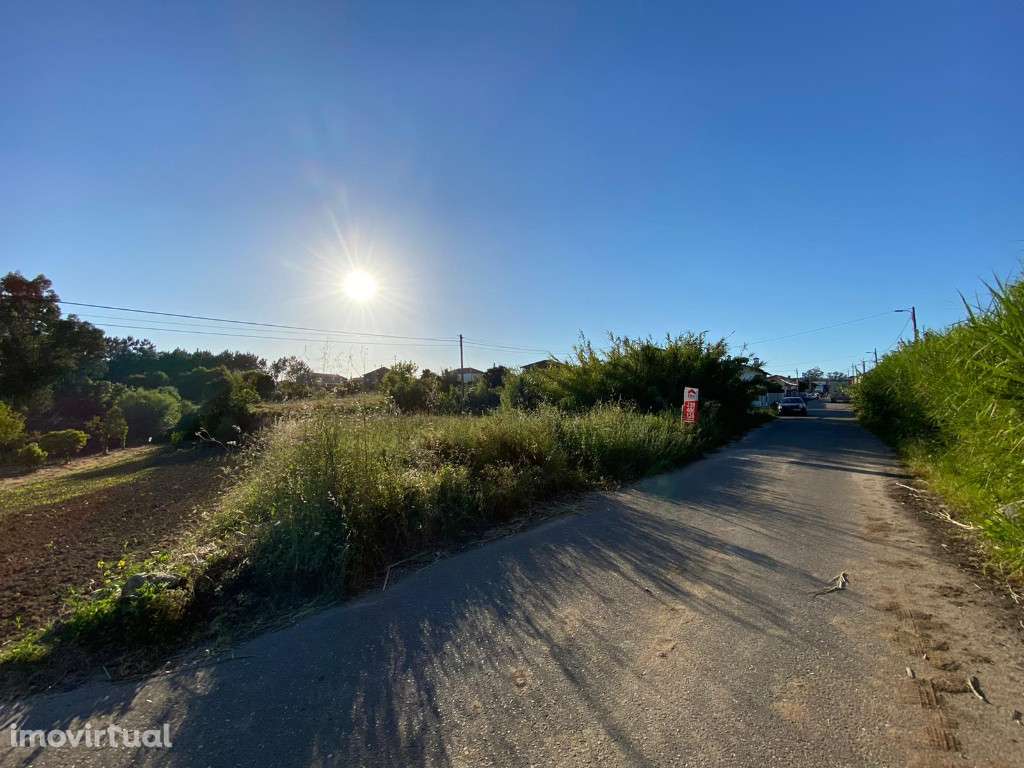 Terreno plano para Construção de moradia Isolada em Sargento-mor - Grande imagem: 2/2