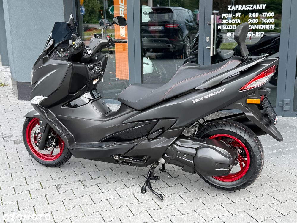 Suzuki Burgman - 31