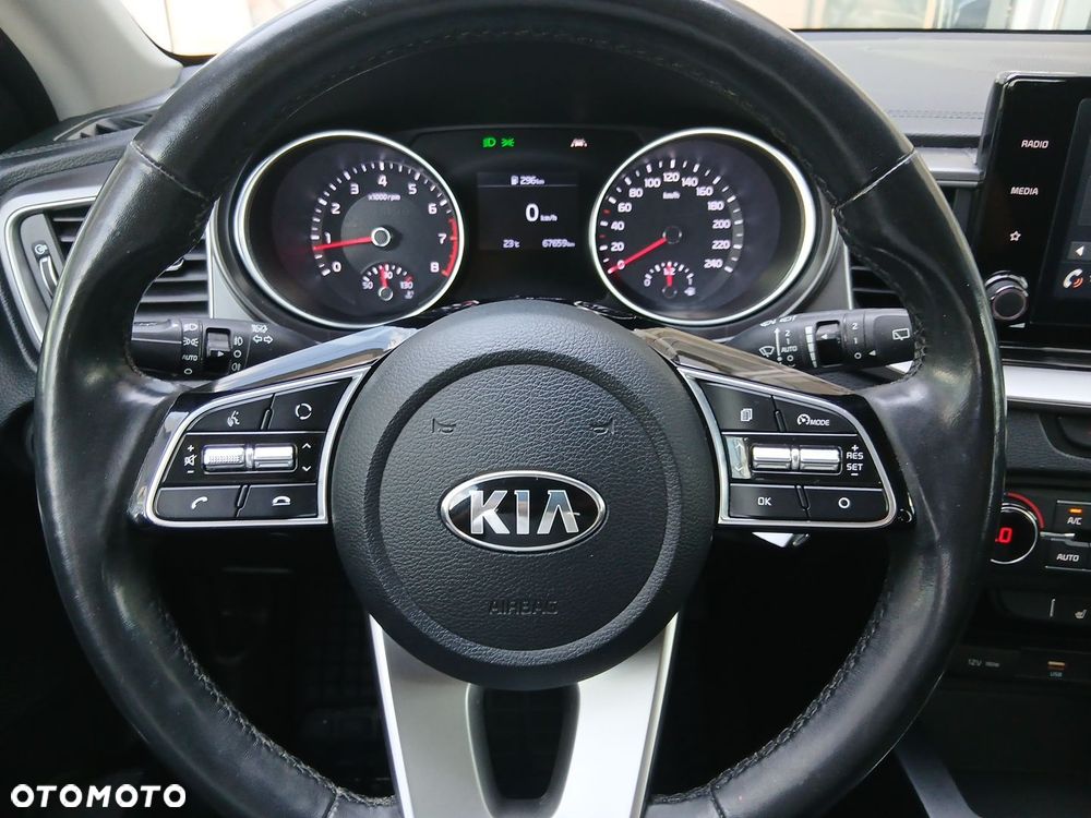 Kia XCeed 1.4 T-GDI M - 15