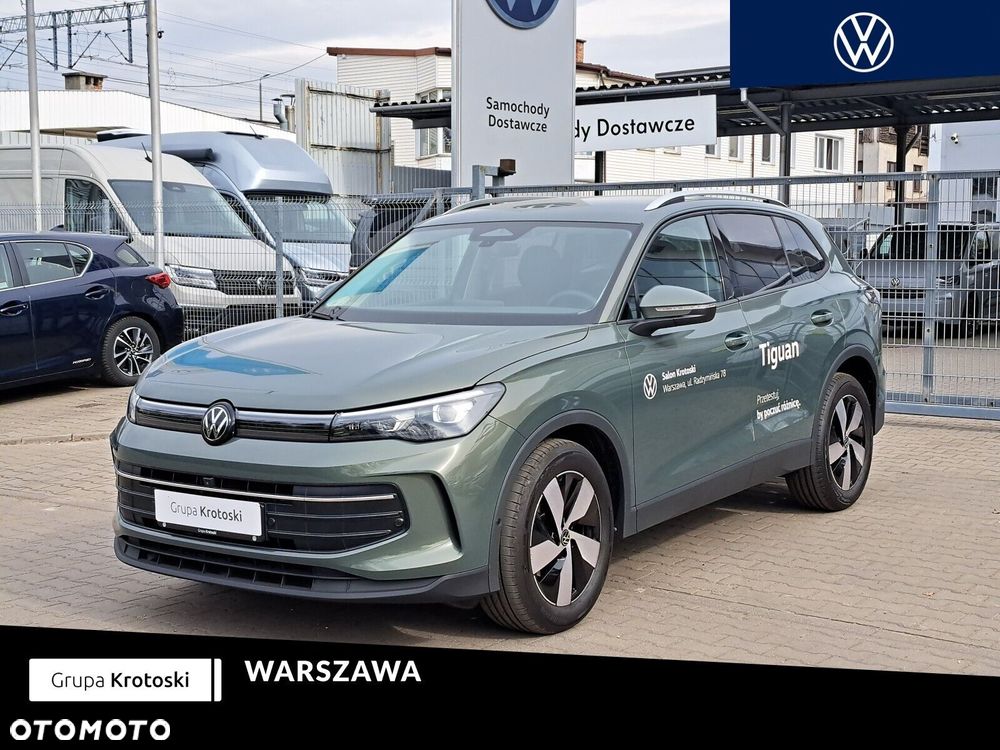 Volkswagen Tiguan - 1
