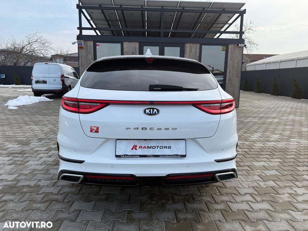 Kia Pro Ceed 1.4 T-GDI DCT7 OPF GT LINE - 4