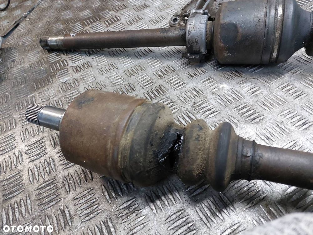 PÓŁOŚ LEWY PRZÓD + PRAWY PRZÓD 5B PEUGEOT BOXER I LIFT 2.2 HDI - 6