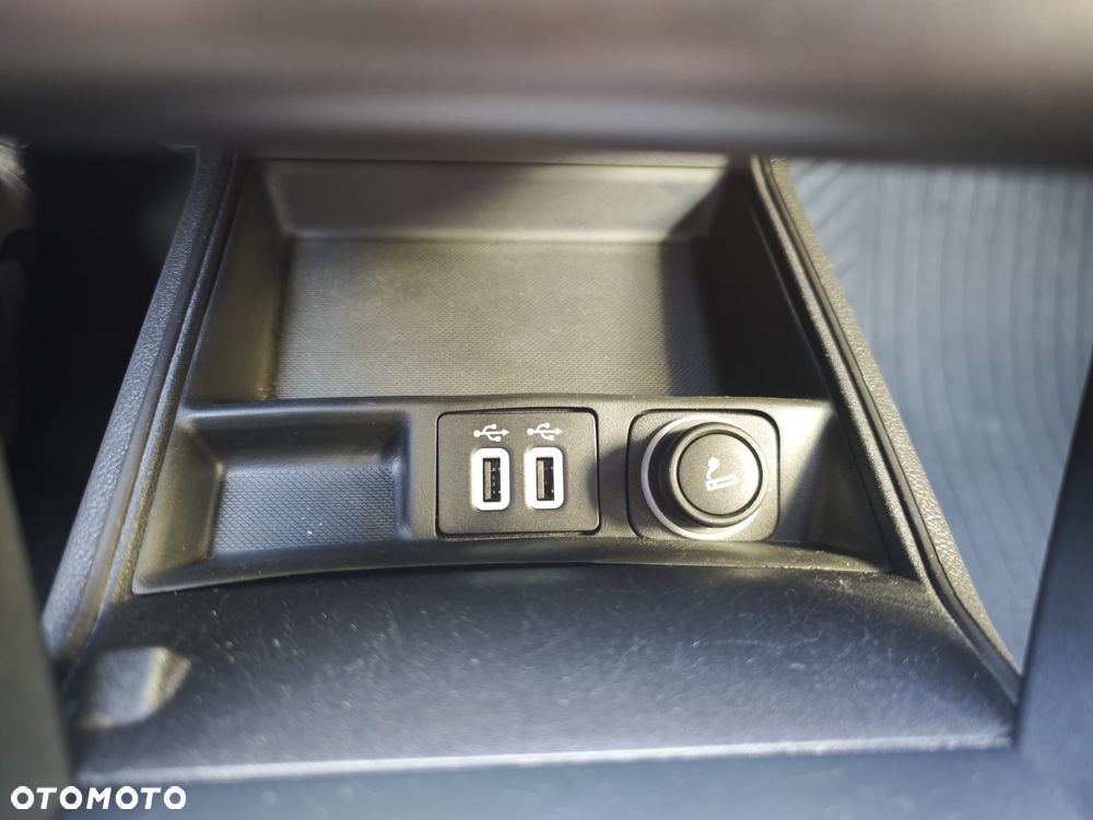 Ford Mondeo SW 2.0 EcoBlue Edition - 13