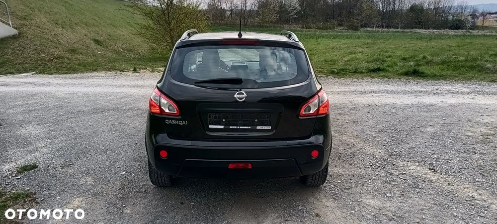 Nissan Qashqai 2.0 dCi 4 x 4 DPF tekna - 5