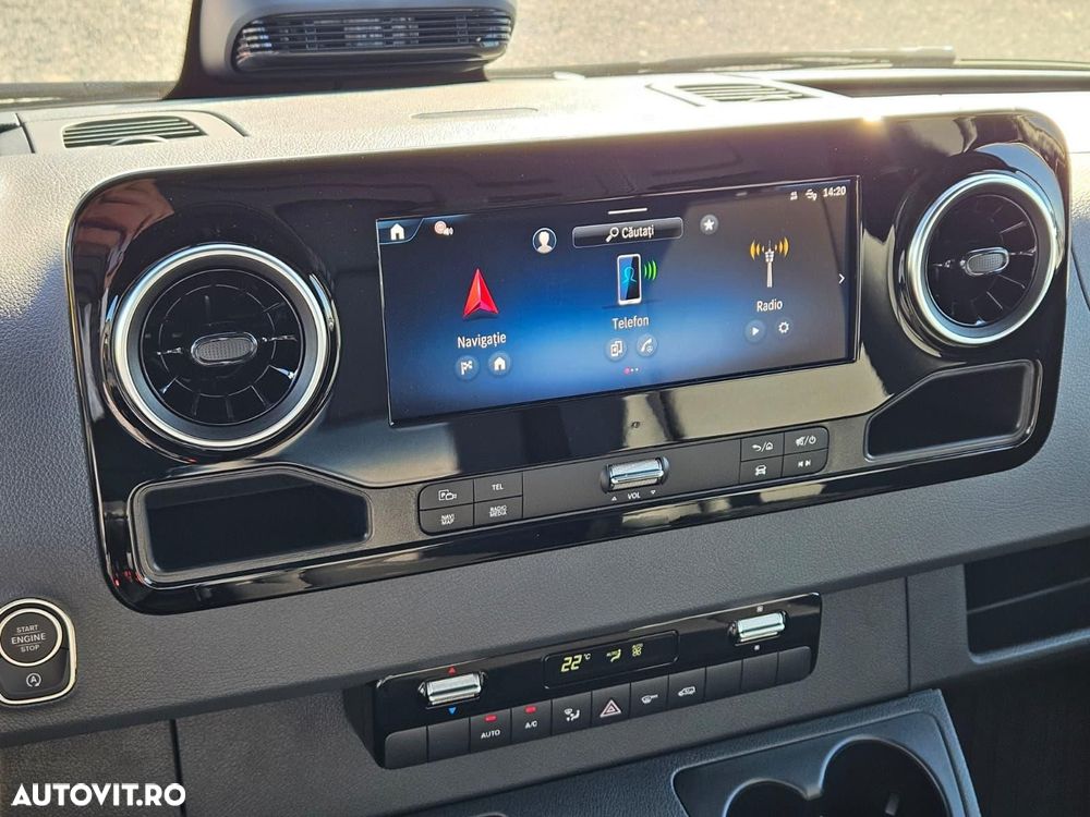 Mercedes-Benz Sprinter - 17