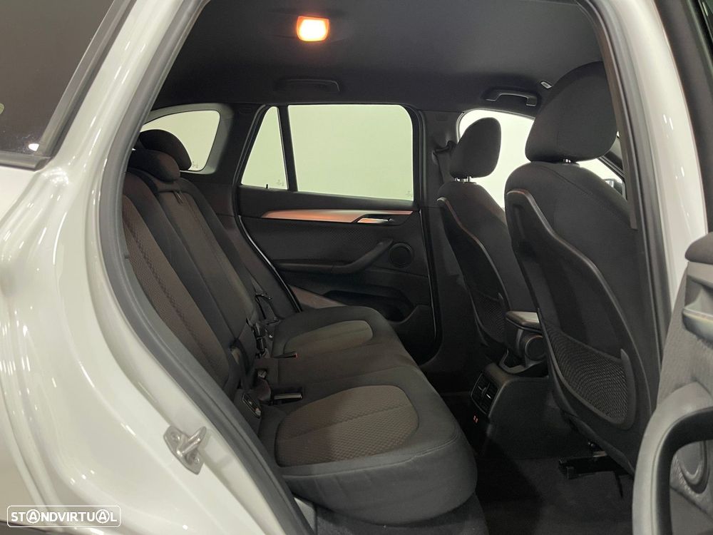 BMW X1 25 e xDrive - 19