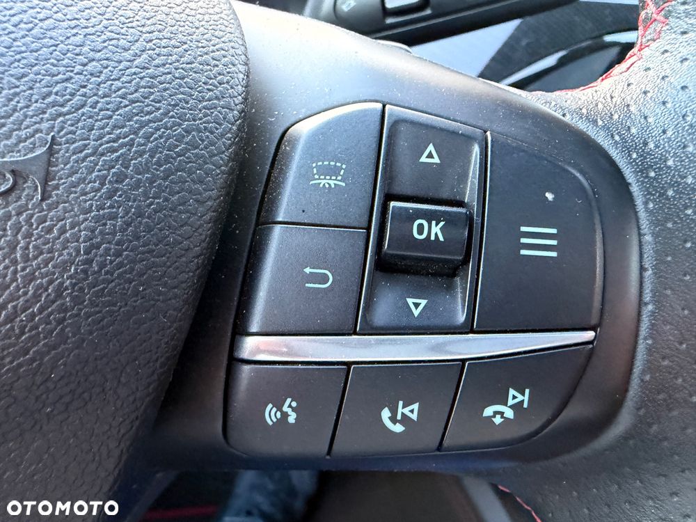 Ford Kuga 2.0 EcoBlue 4x4 ST-LINE - 38