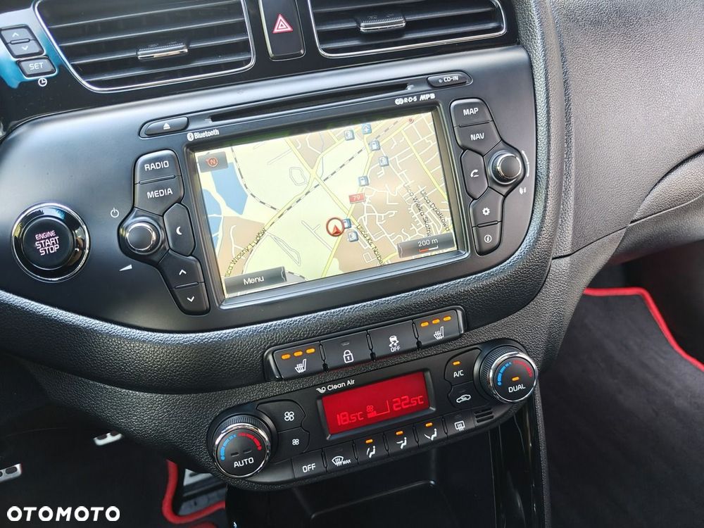 Kia Ceed - 9