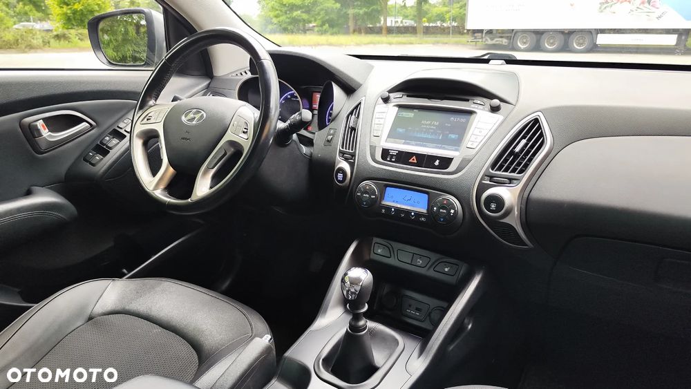 Hyundai ix35 1.6 2WD blue Style - 29