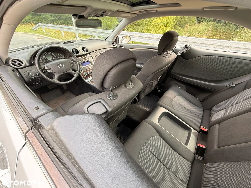 Mercedes-Benz CLK - 15
