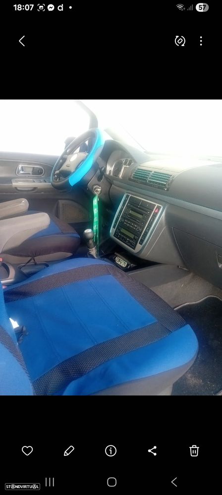 VW Sharan 2.0 TDi Freestyle - 7