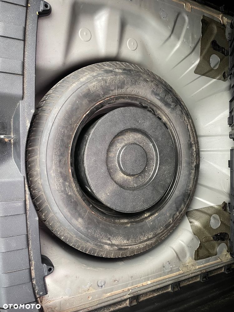 Nissan X-Trail 2.0 dCi 4x4 DPF Automatik SE - 27