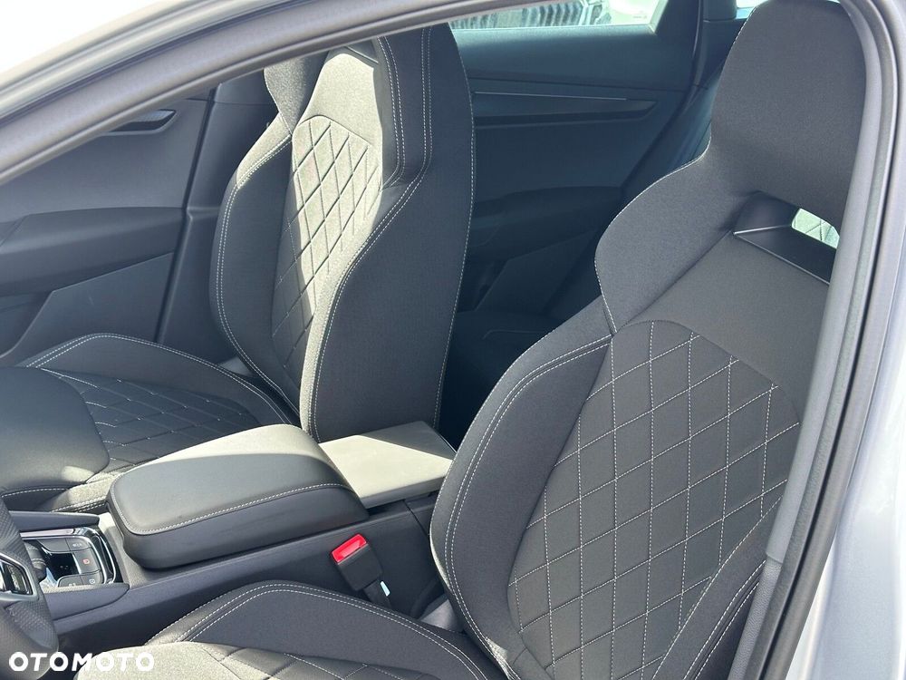 Skoda Karoq 1.5 TSI ACT Sportline DSG - 12