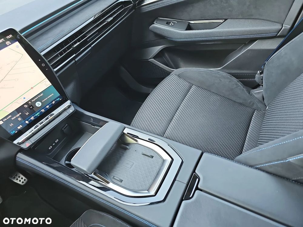 Renault Austral 1.2 E-Tech Full Hybrid 200 Iconic esprit Alpine MMT - 35