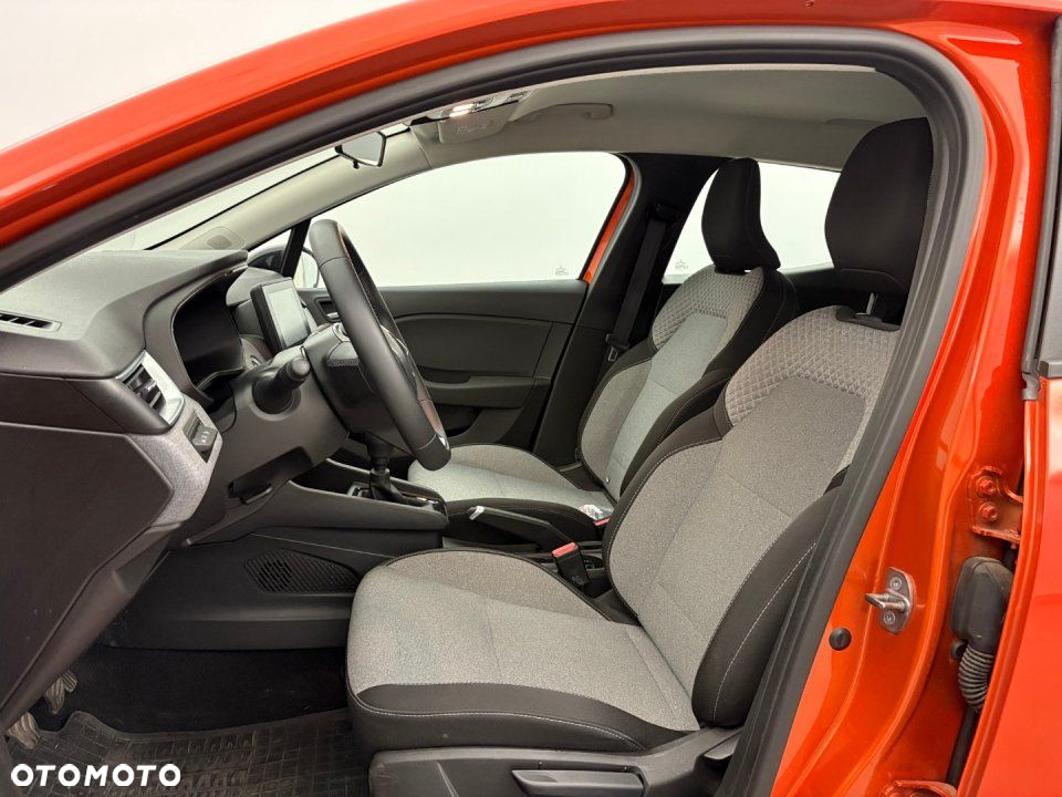 Renault Clio - 8