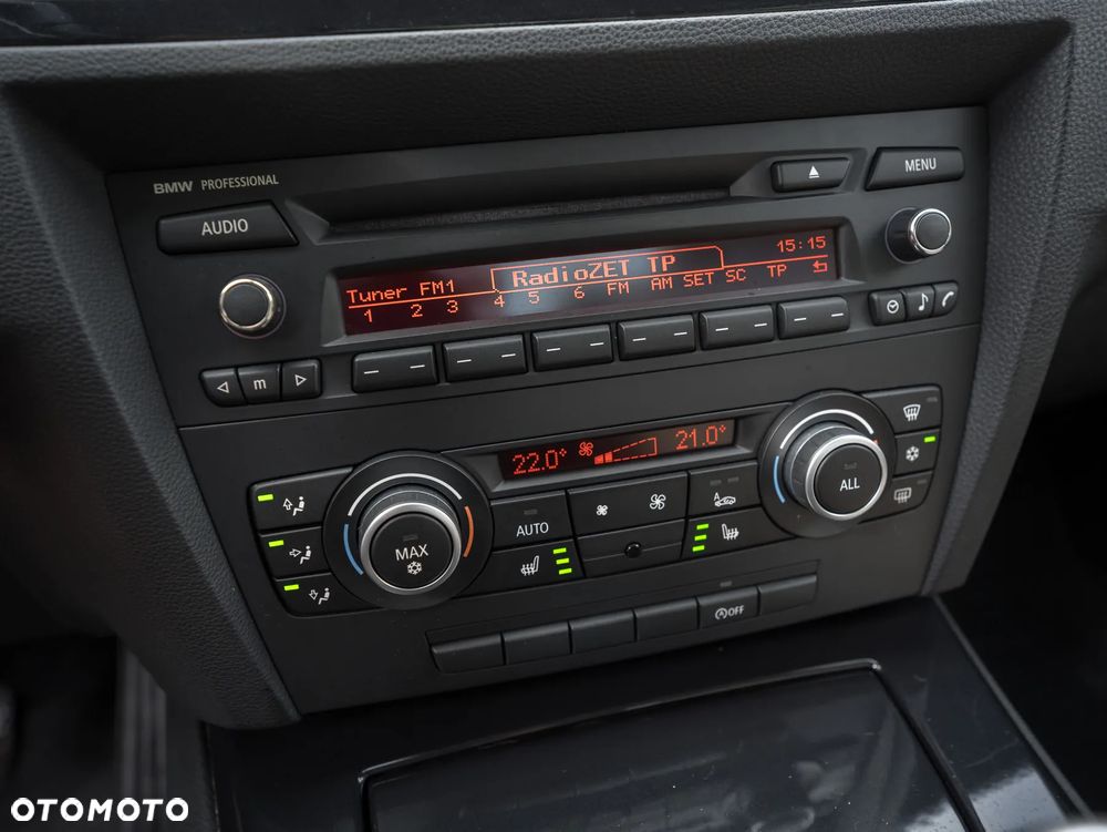 BMW Seria 3 318i Edition Exclusive - 35