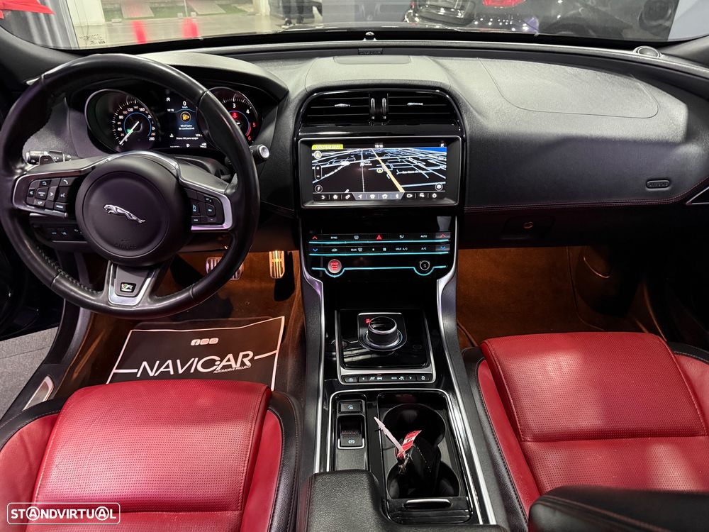 Jaguar XE E-Performance Aut. R-Sport - 13