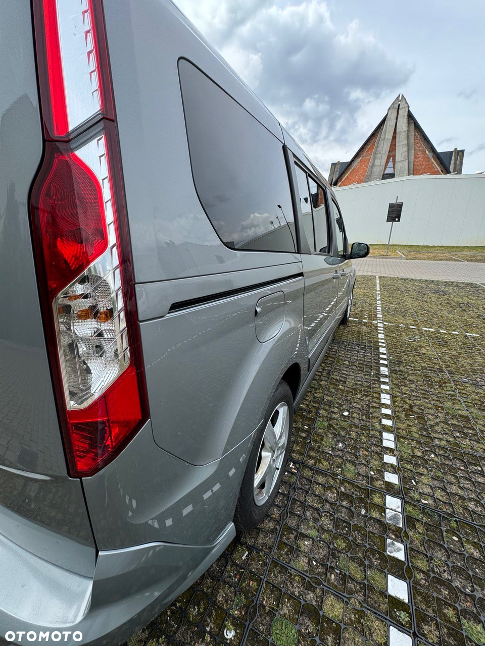 Ford Tourneo Connect Grand - 3