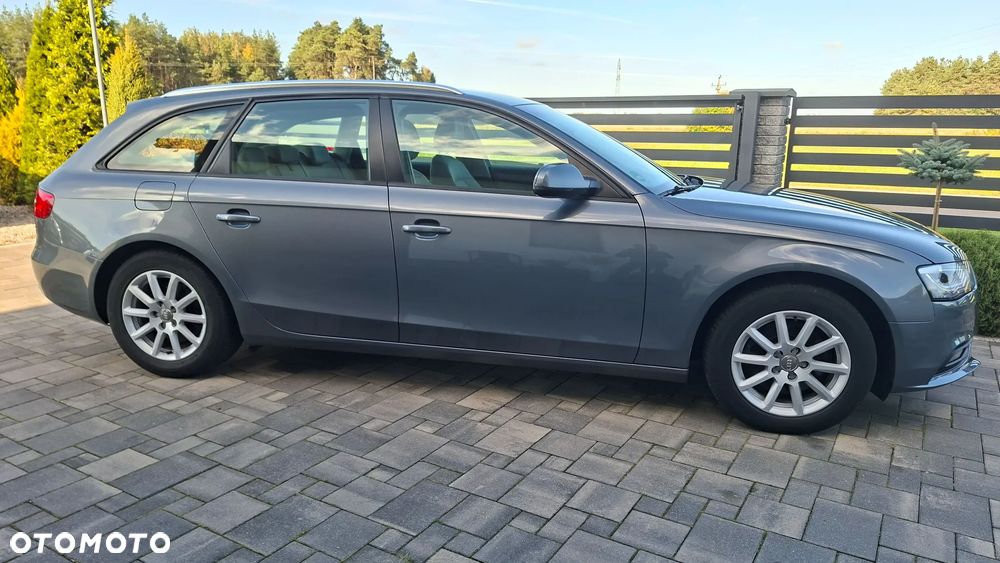 Audi A4 Avant - 6