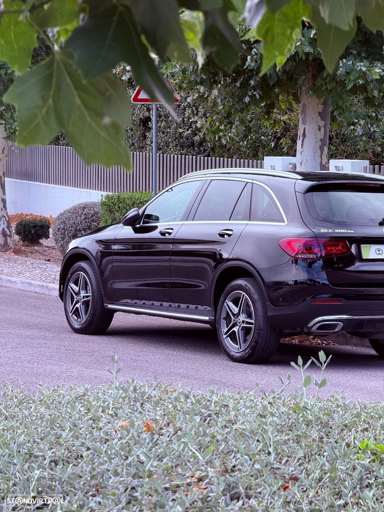 Mercedes-Benz GLC 300 de 4Matic 9G-TRONIC AMG Line - 28