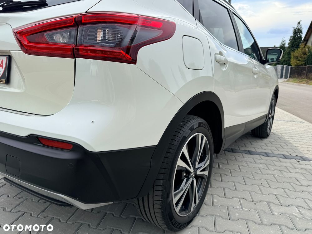 Nissan Qashqai 1.6 DIG-T Tekna - 16