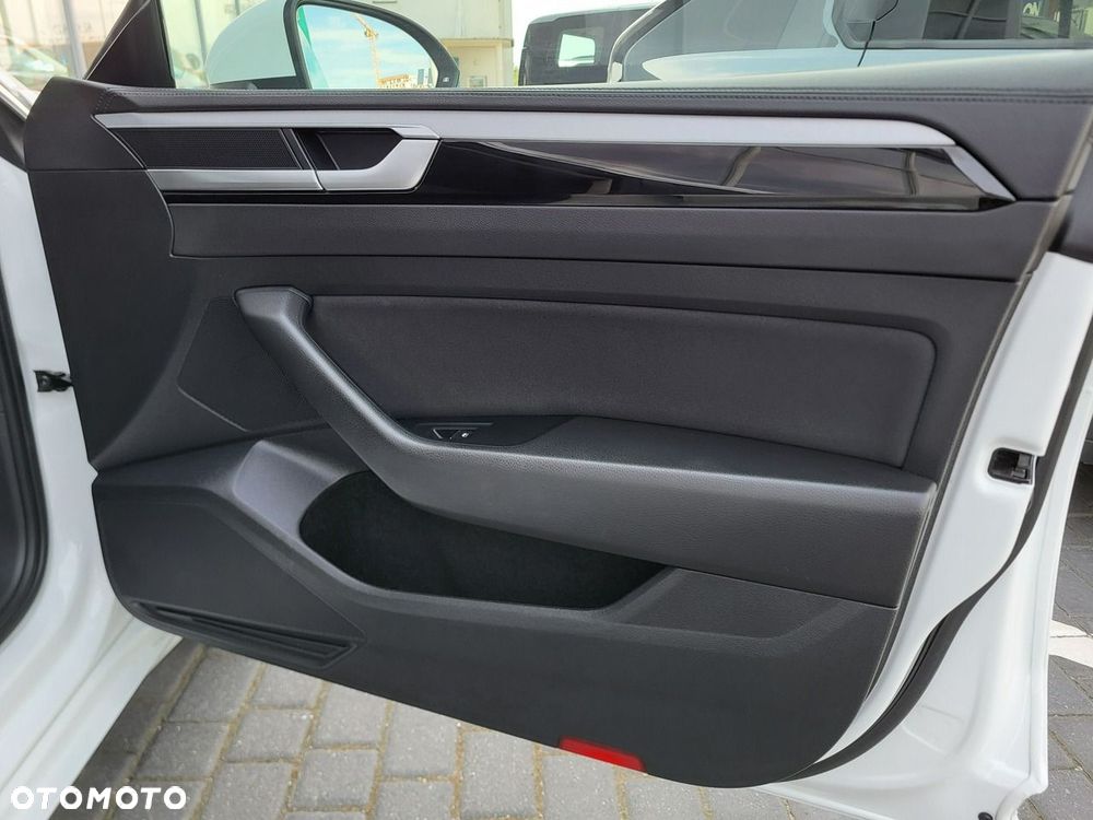 Volkswagen Arteon - 16