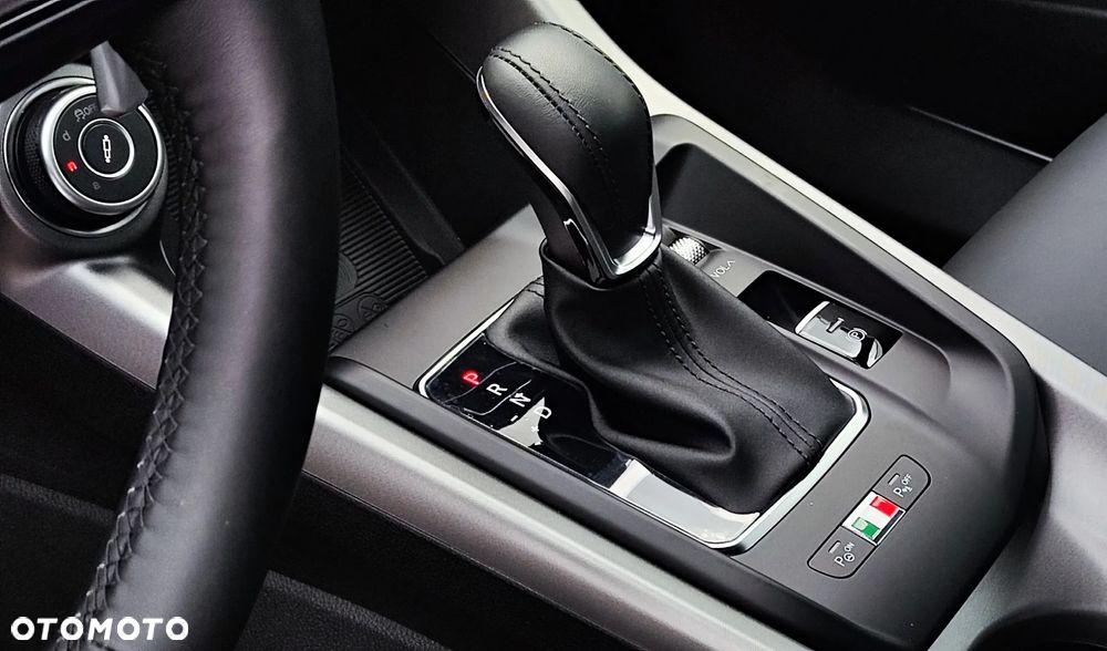 Alfa Romeo Tonale ver-1-5-t4-gse-mhev-tributo-italiano-dct - 14