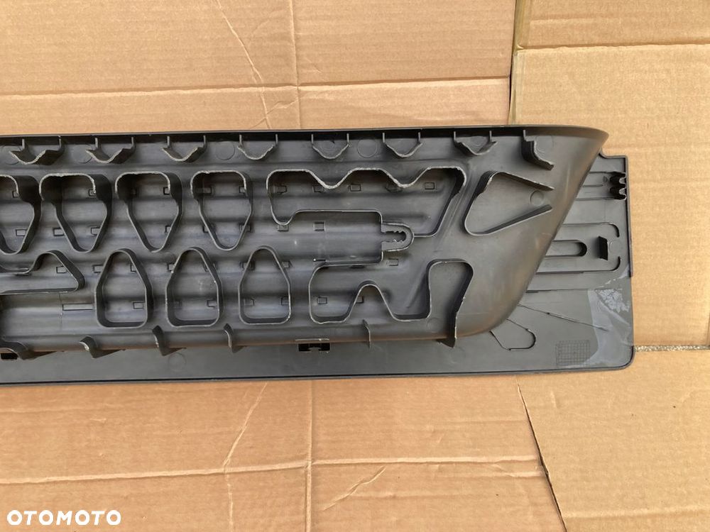 VW T5 TRANSPORTER Lift 10- Stopień Nakładka na próg drzwi przesuwne lewe - 8