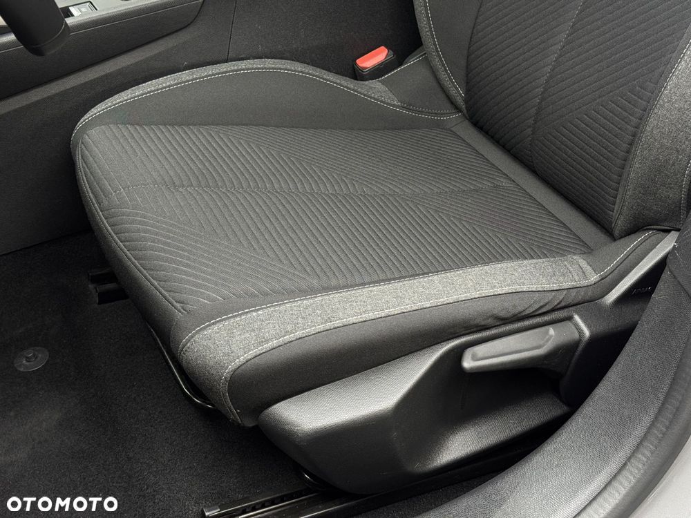 Peugeot 308 1.5 BlueHDi Active Pack S&S EAT8 - 13