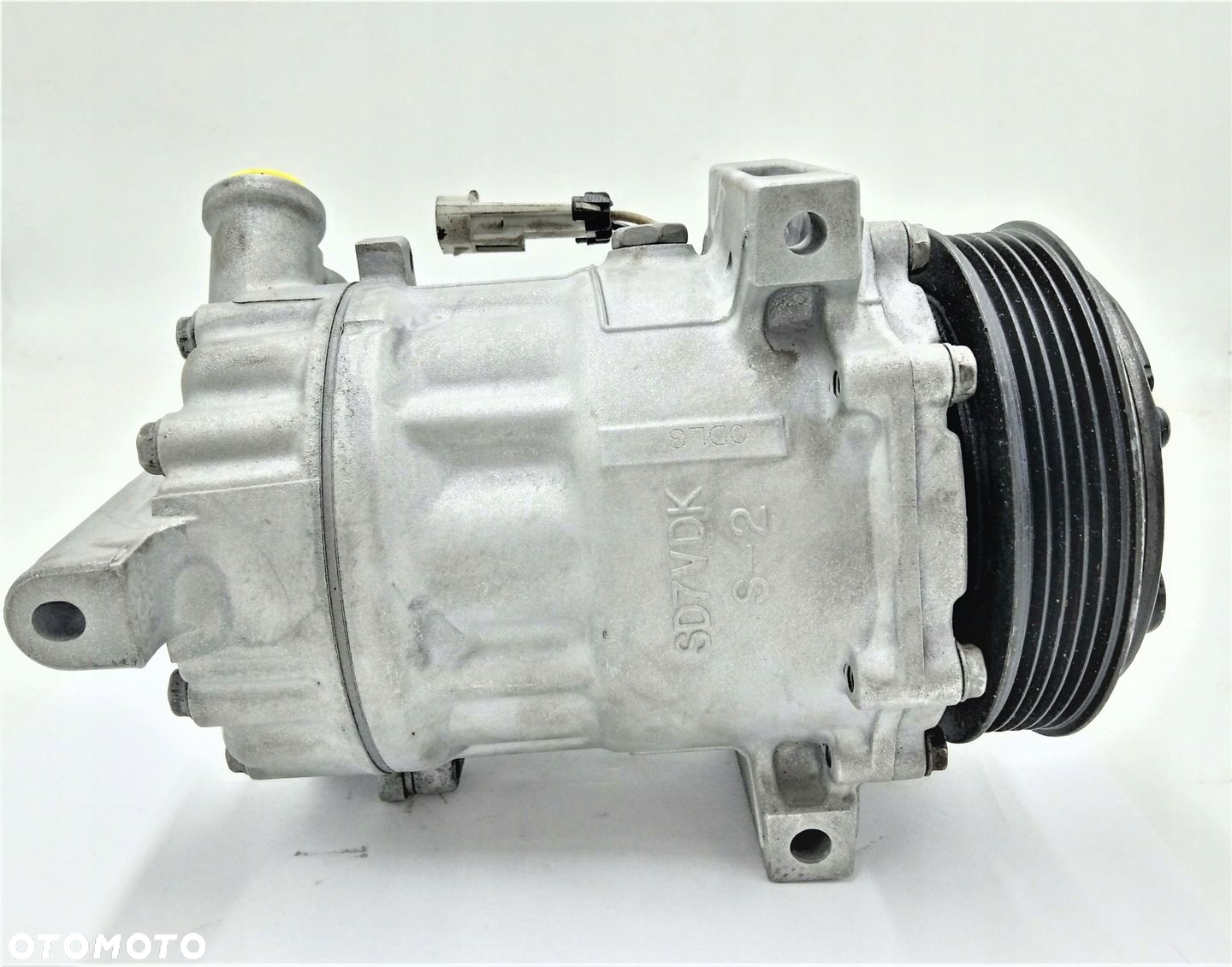 SPRĘŻARKA KLIMATYZACJI OPEL SIGNUM VECTRA C GTS SAAN 9 3 1.8i 2.0 TURBO 2.2 - 4