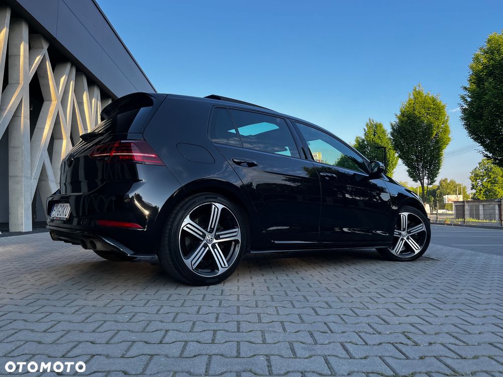 Volkswagen Golf - 14