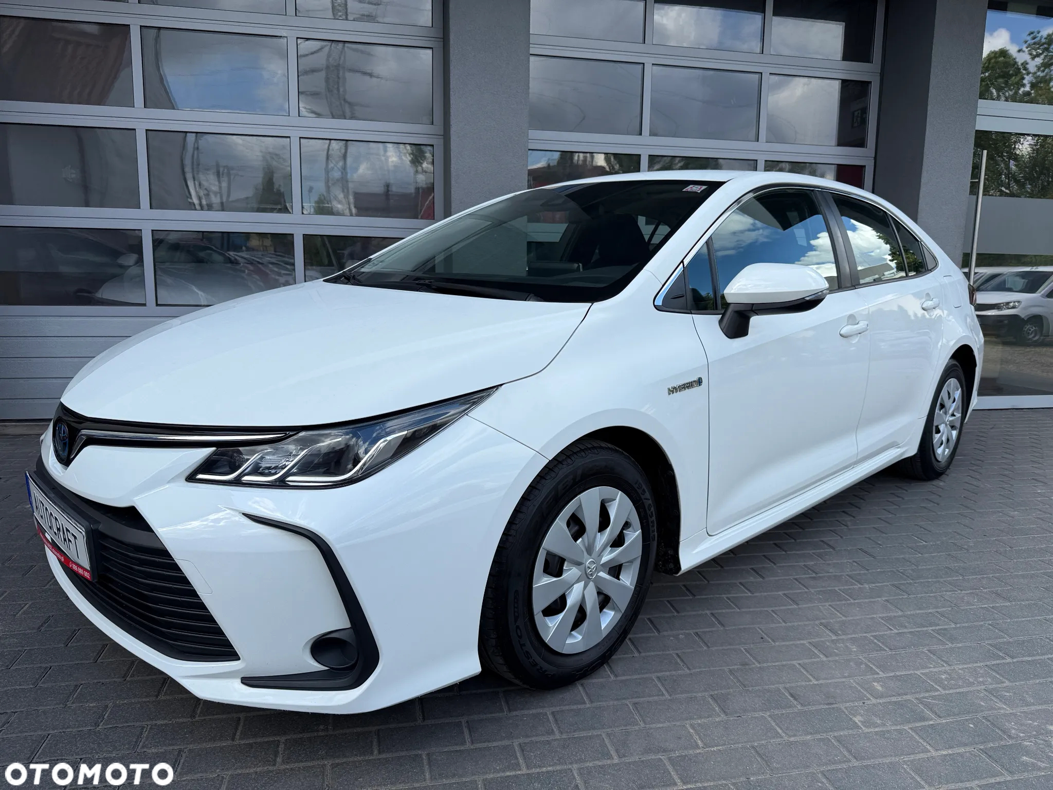 Toyota Corolla 1.8 Hybrid Comfort - 14