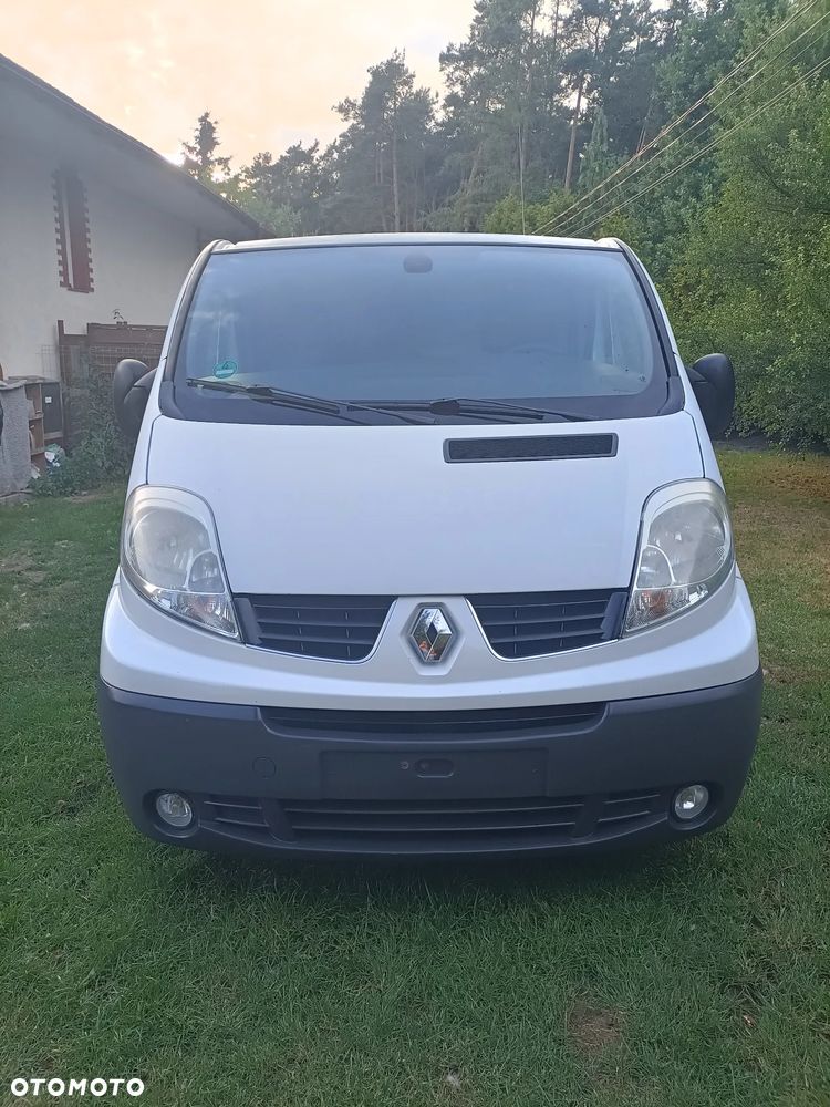 Renault Trafic - 12