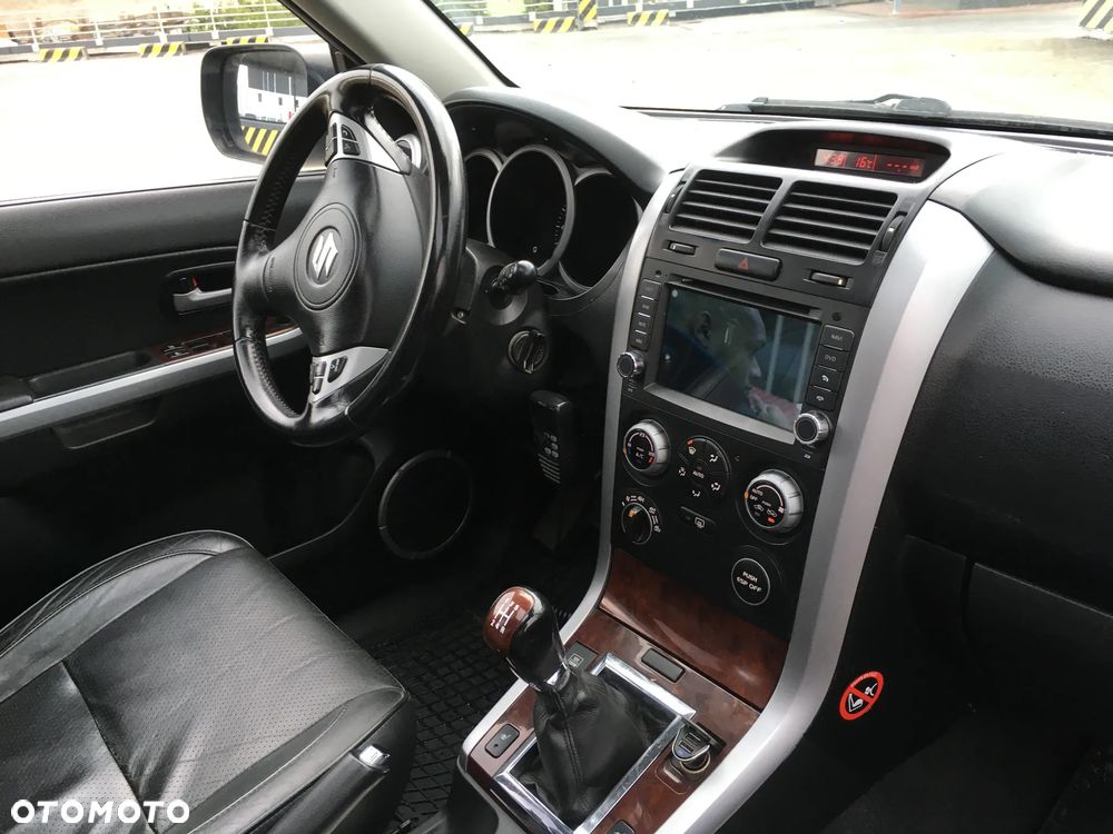 Suzuki Grand Vitara 1.9 DDiS De Luxe - 8