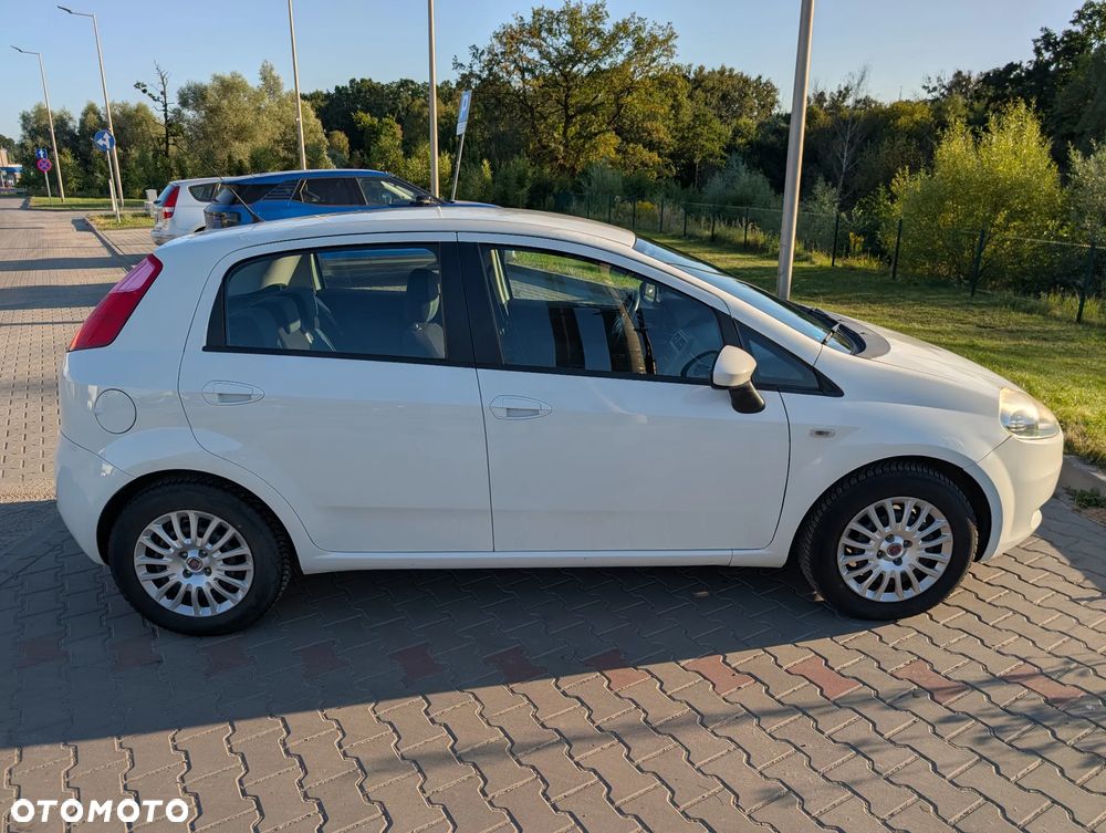 Fiat Grande Punto 1.4 8V - 6