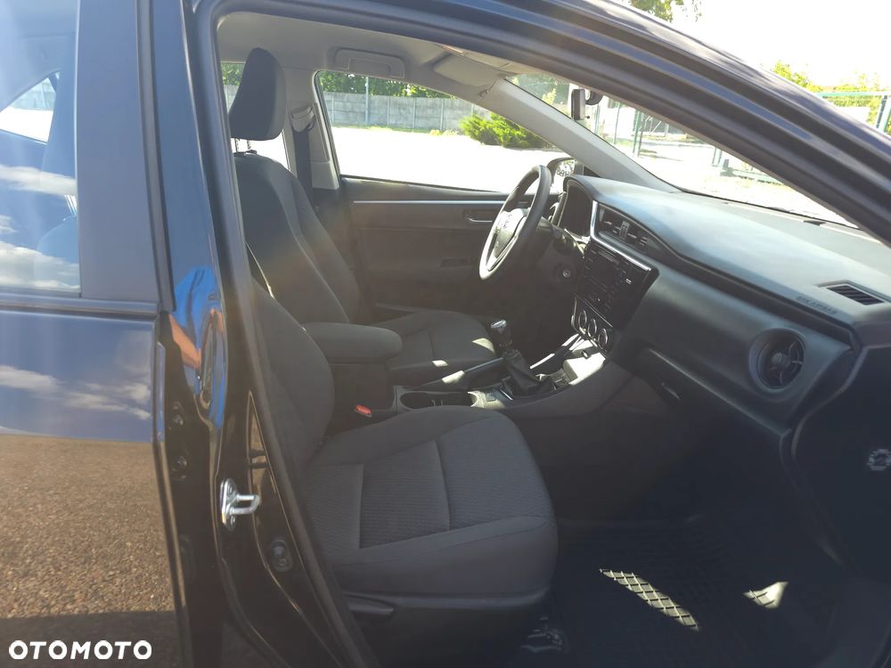 Toyota Corolla 1.6 Active - 16