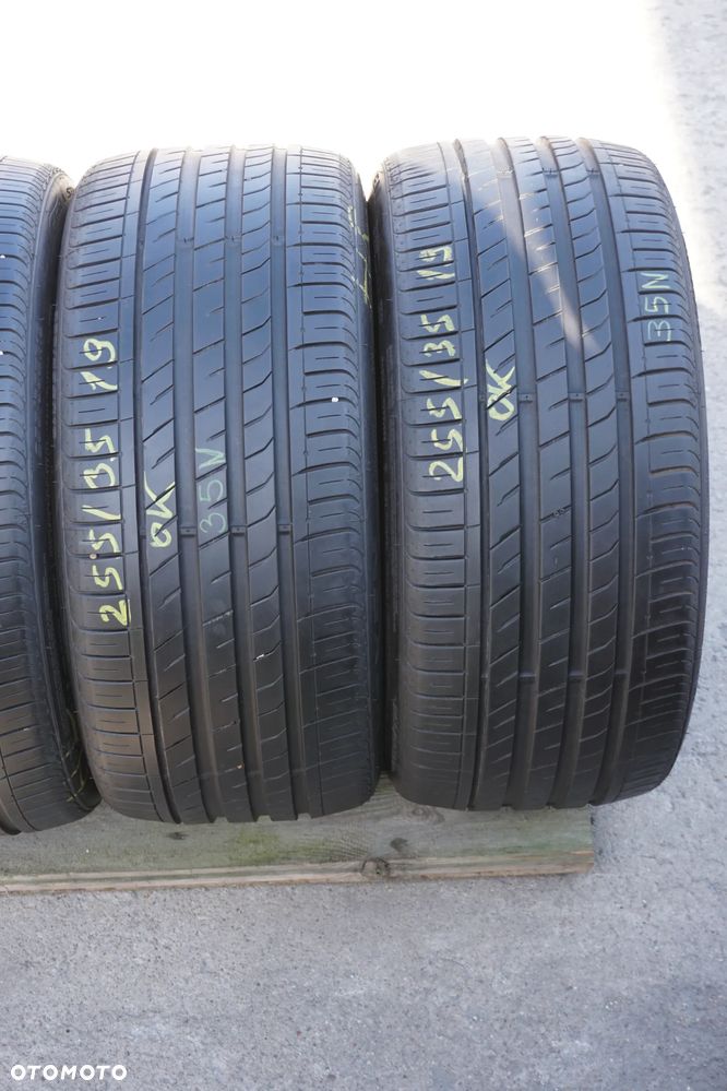 Nexen N'Fera SU1 255 35 19 22r - 3