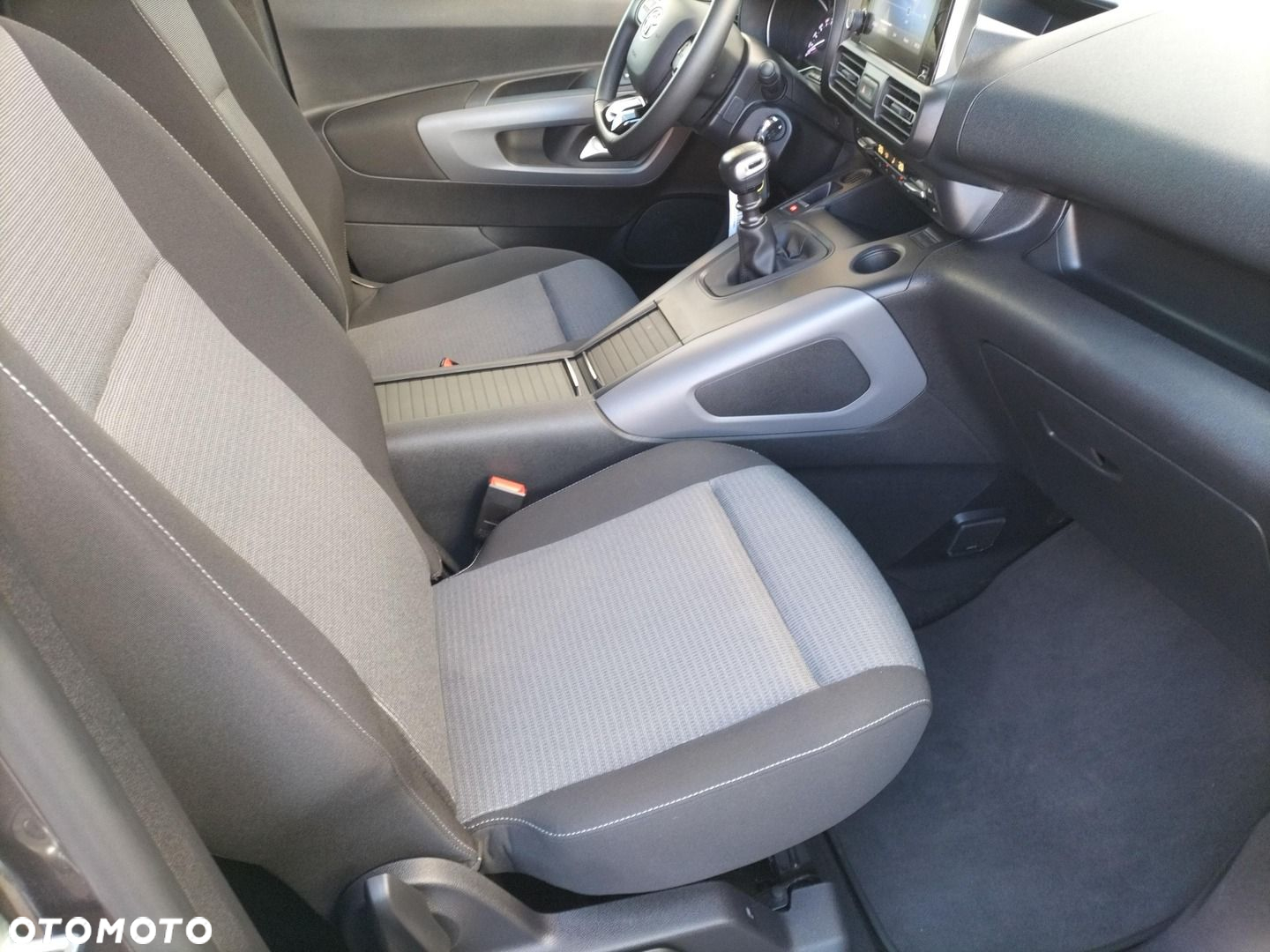 Toyota Proace City Verso Long 1.5 D-4D Family - 11