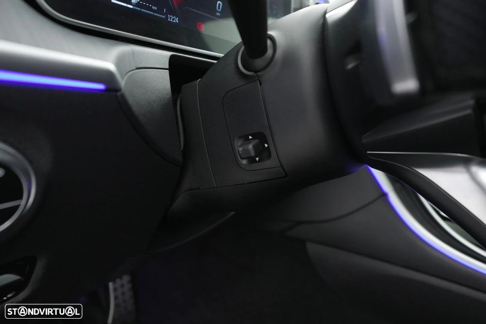 Mercedes-Benz C 300 d AMG Line - 23