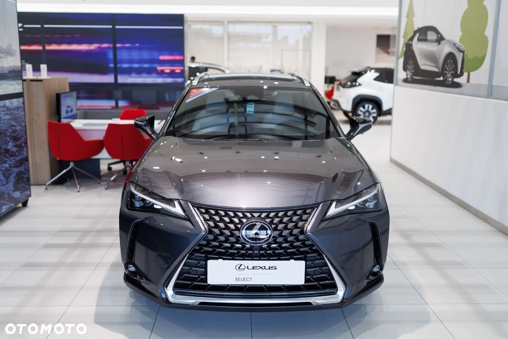 Lexus UX - 3