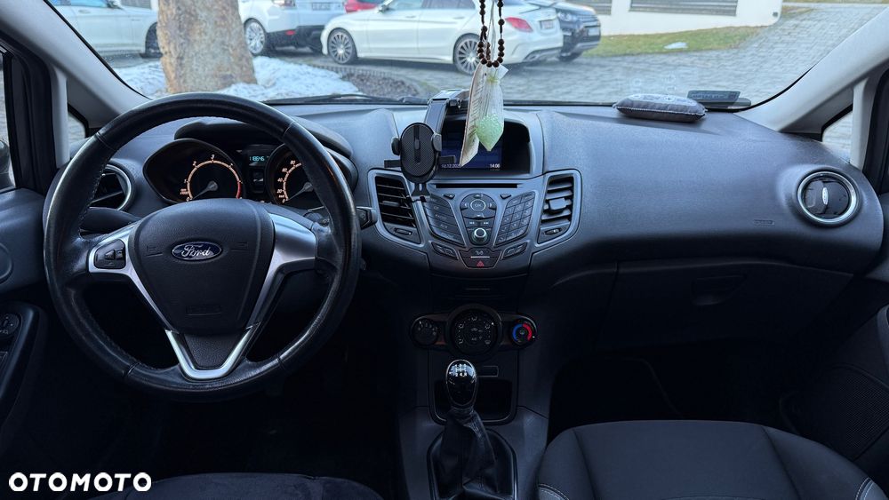 Ford Fiesta 1.5 TDCi Titanium EU6 - 10