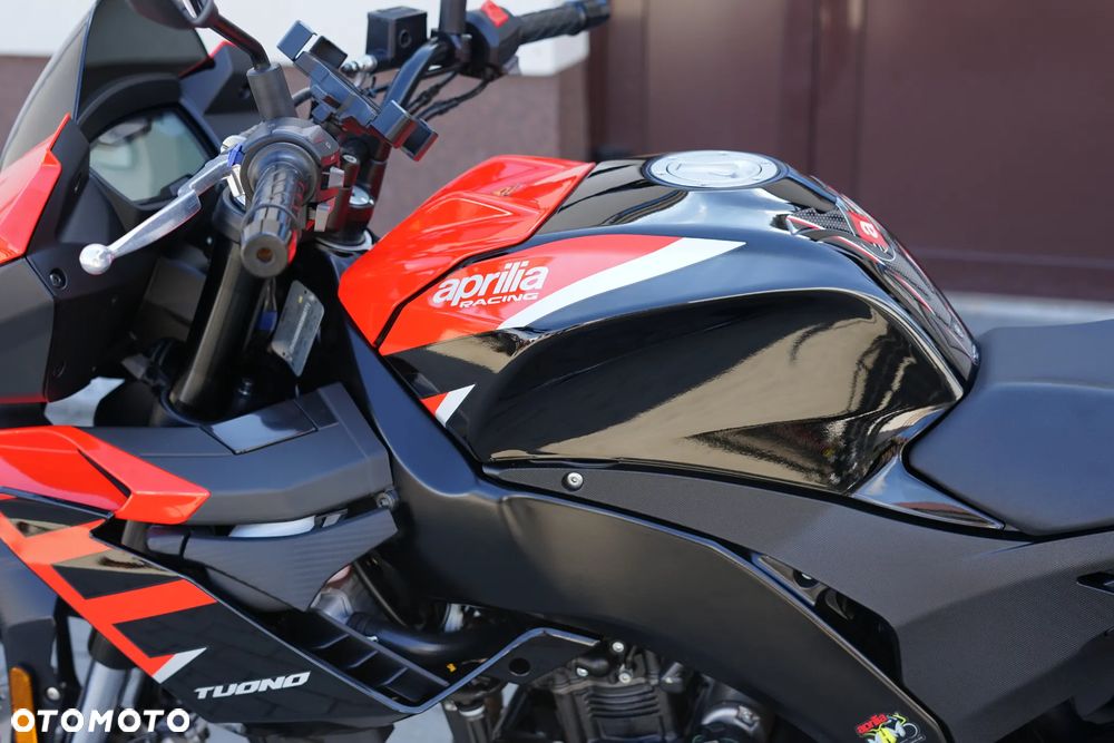 Aprilia Tuono - 27