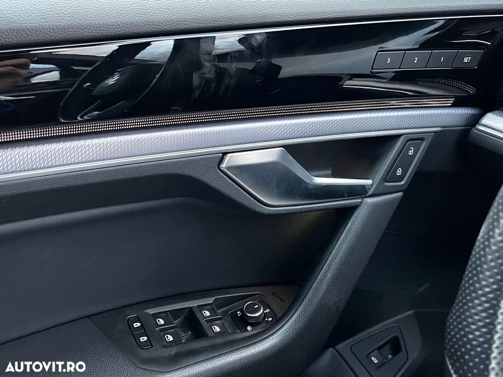 Volkswagen Touareg V6 TDI 4MOTION R-Line - 21