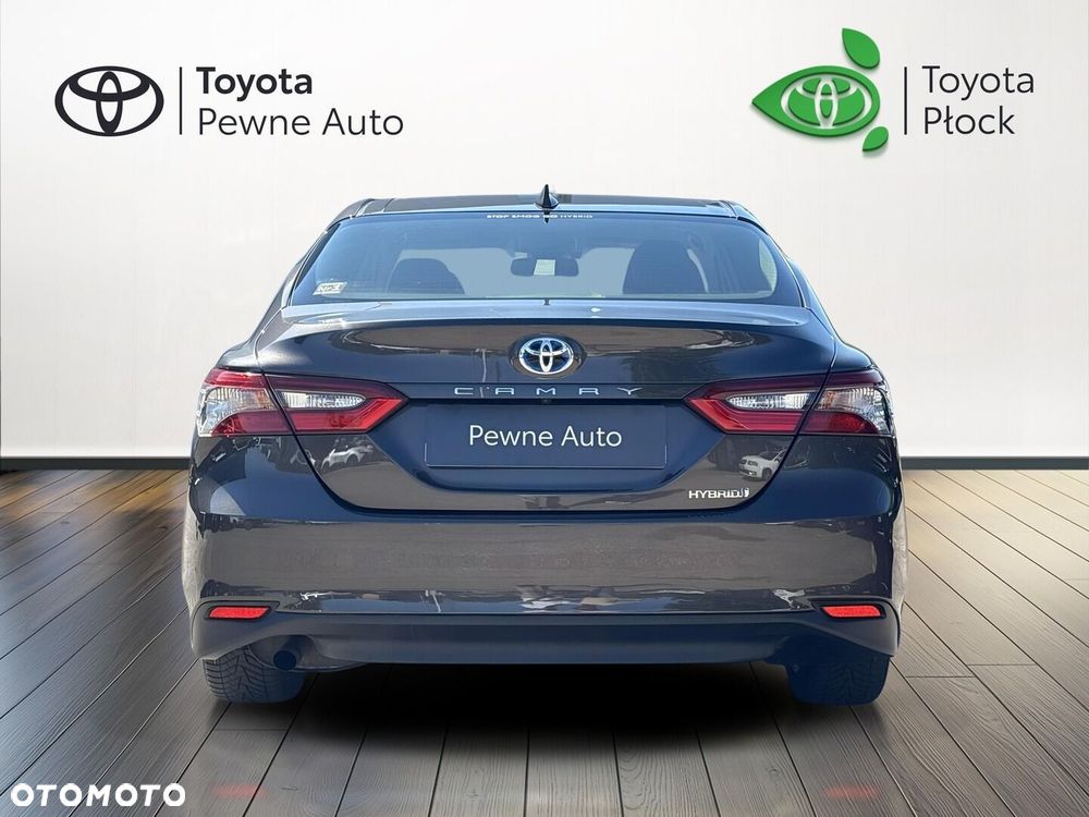 Toyota Camry 2.5 Hybrid Comfort CVT - 6
