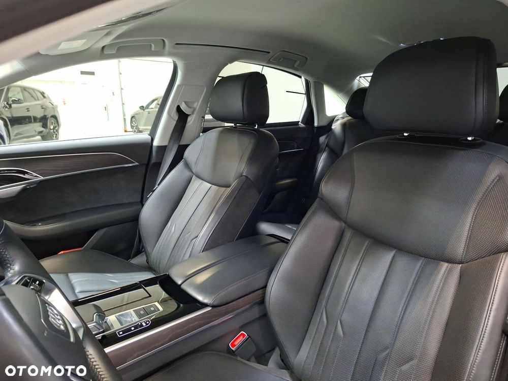 Audi A8 - 13